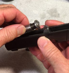 Removing the recoil assembly from Kimber 1911